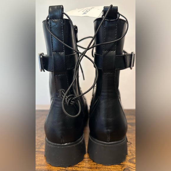 Arizona Women’s Black Fox Block Heel Combat Boots NWT Size 10 - Picture 6 of 8